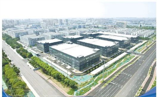 興寶智能被濰坊日報頭版關(guān)注，競速“元宇宙” ，布局新賽道